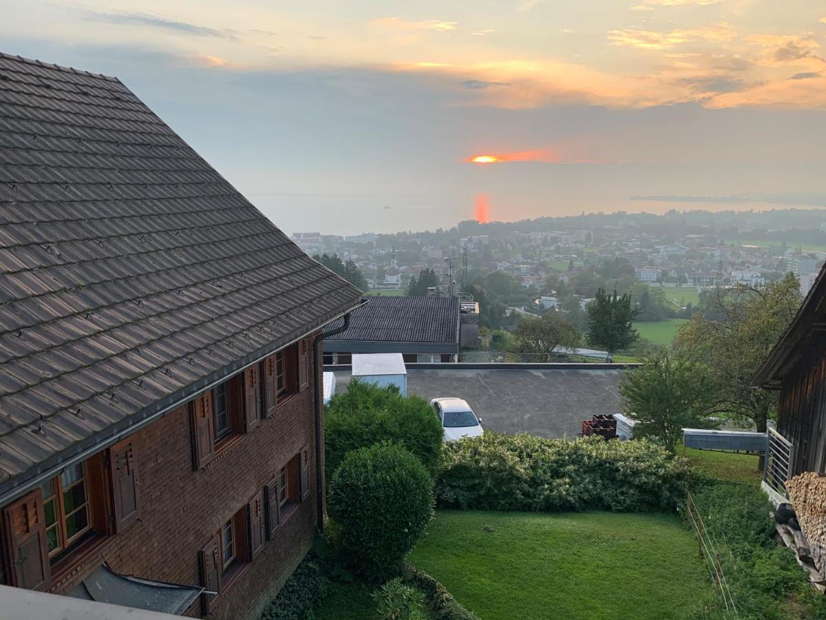 Bauernhaus Am Pfaenderhang Mit Seeblick ลอคเอา ภายนอก รูปภาพ