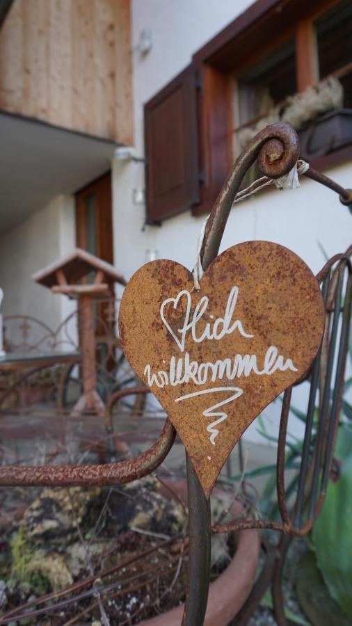 Bauernhaus Am Pfaenderhang Mit Seeblick ลอคเอา ภายนอก รูปภาพ